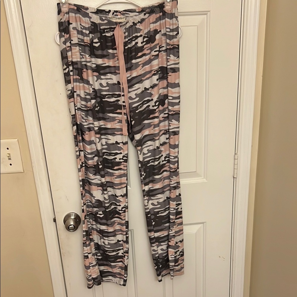Bobbie Brooks Camouflage Sleepwear